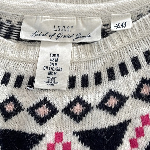 H&M Long sleeve Pullover Aztec print White Sweater - Picture 6 of 6